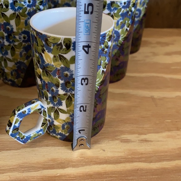 Anthropologie coffee mug set 9 - Picture 4 of 7